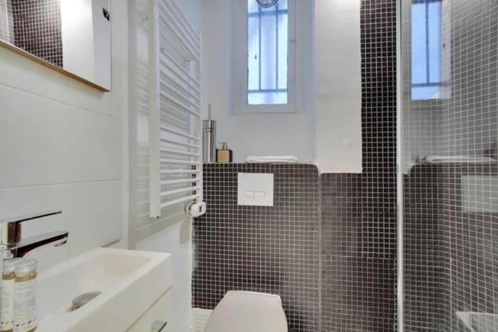 Appartement Magnifique Paris 18 المظهر الخارجي الصورة